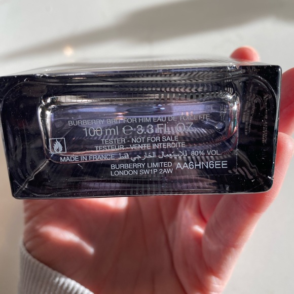 BURBERRY✨ - Picture 3 of 4